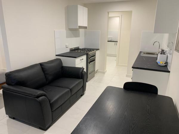 Foto 7: Beachside & Jetty View Apartment 4 - First Mate Apt limited sea view