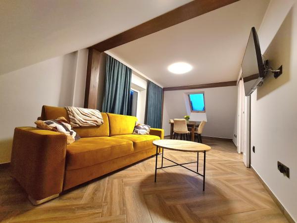 Na fotografii je vidět objekt Apartament nad BRDĄ , agroturystyka. nacházející se ve městě Rytel.