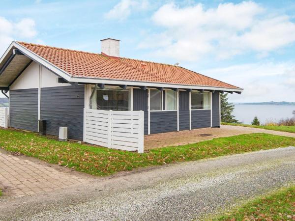 Nella foto è visibile l'oggetto Panoramic Seaside Escape - By Traum Ferienwohnungen situato nella città di Aabenraa.