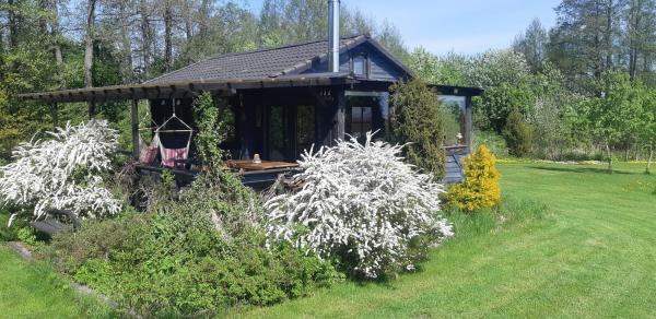 Na foto é possível ver o objeto Saulepa Cottage localizado na cidade de Pootsi.