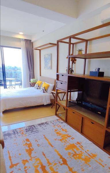 Zdjęcie 2: Studio with Privacy Balcony and NETFLIX at TimurBay Sea Front Residence