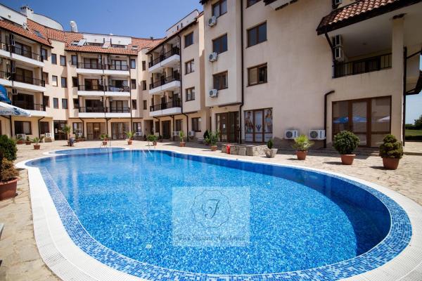 Στη φωτογραφία φαίνεται το αντικείμενο Four seasons apartment - Oasis beach resort που βρίσκεται στην πόλη Kamchia.
