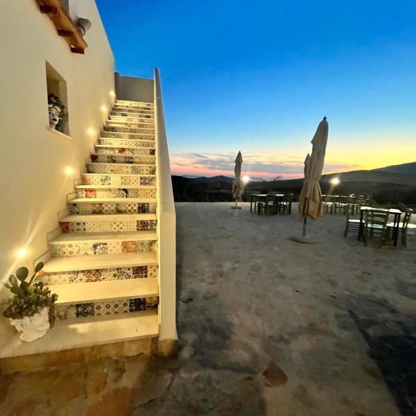 A la foto es mostra l'objecte MANZIL Country House situat a la ciutat de Dattilo.
