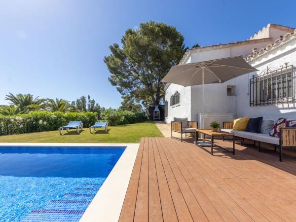 The photo shows the Villa Valencia by Interhome located in the city of Cambrils.