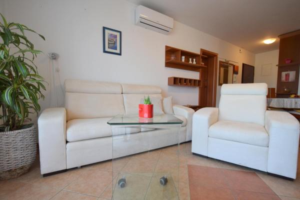 A la foto es mostra l'objecte Apartment Barbie situat a la ciutat de Malinska.