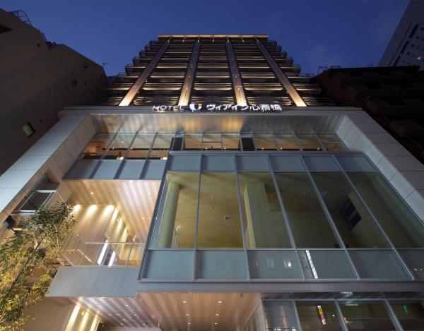På billedet ses objektet Via Inn Shinsaibashi beliggende i byen Osaka.