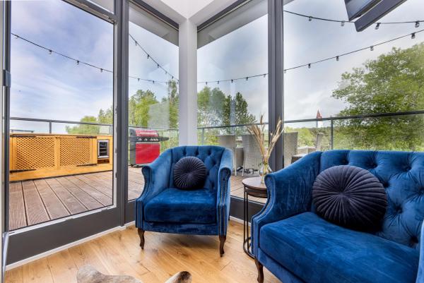 #stayhere - Apartment with Terrace BBQ at Šventosios Vartai, Швянтойи