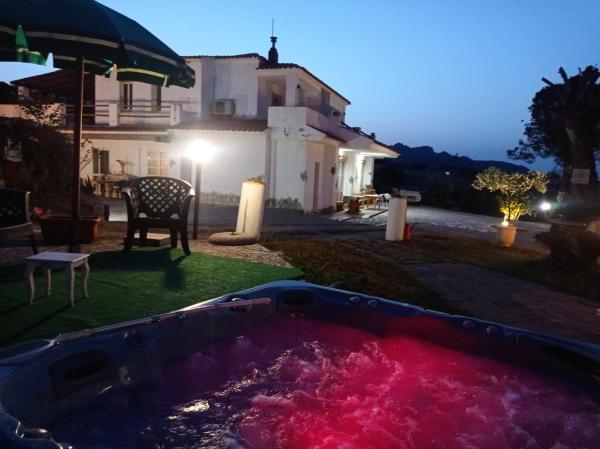 Villa Rosa In Surrau - Arzachena