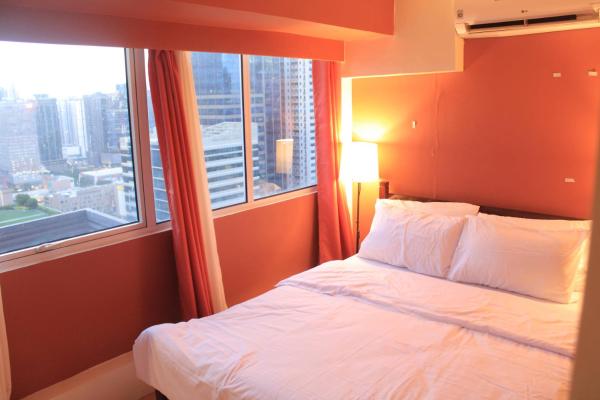 A la foto es mostra l'objecte A2J BGC Luxury 2BR Loft Near Burgos Circle, Malls situat a la ciutat de Manila.
