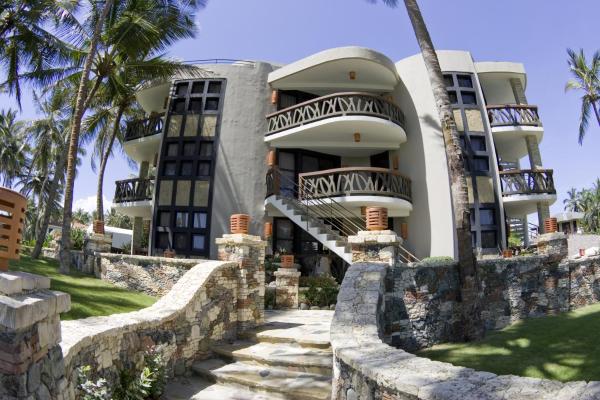 The photo shows the El Magnifico located in the city of Cabarete.