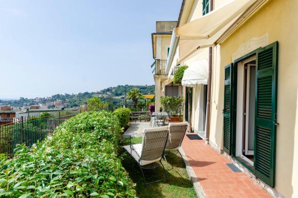 Na fotografii je vidět objekt JOIVY Inviting Flat with Garden and Sea View in Rapallo nacházející se ve městě Rapallo.