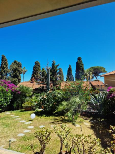 Auf dem Foto ist das Objekt Casa del Golfo in der Stadt Sanremo zu sehen.