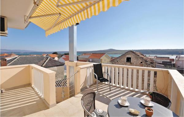 A la foto es mostra l'objecte Apartment Posedarje 32 situat a la ciutat de Posedarje.