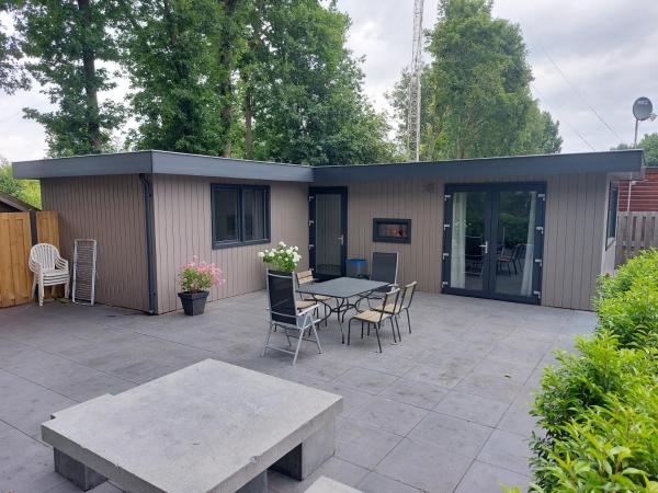 A la foto es mostra l'objecte Chalet Moderna Putten situat a la ciutat de Putten.