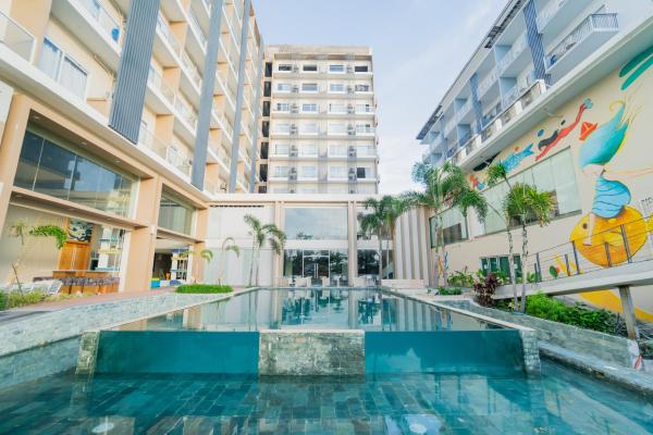 The photo shows the Solea Palm Resort Mactan located in the city of Mactan.