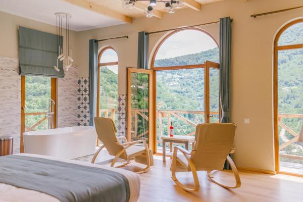 Auf dem Foto ist das Objekt Hotel Chateau Iveri in der Stadt Varjanisi zu sehen.