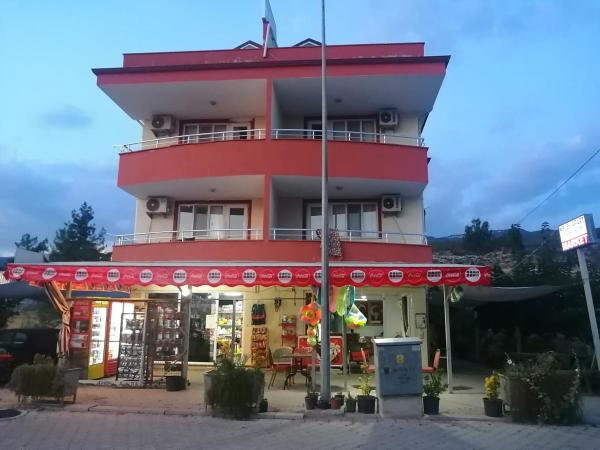 En la foto se muestra el objeto MELEK APART PANSİYON ubicado en la ciudad de Denizli.