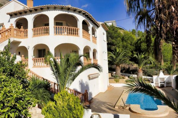 Fotografie 4: Large chalet with private pool