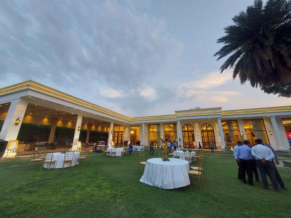Kingston Resort - Kanpur
