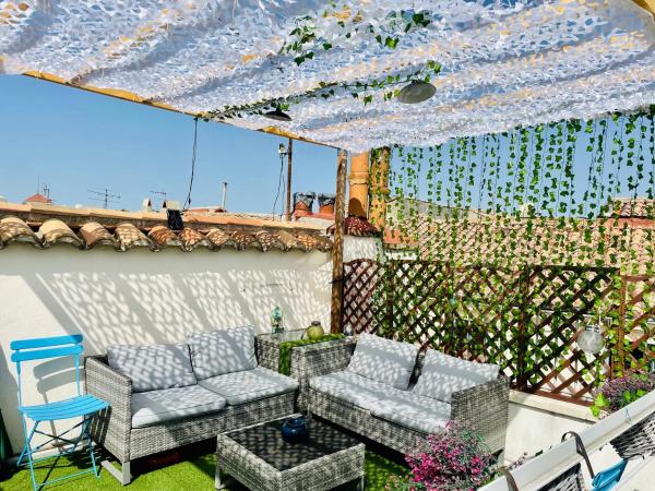 La Terrasse Des Arènes - Nîmes