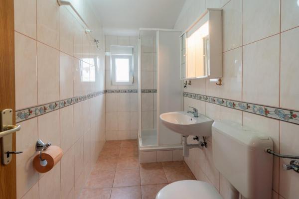 Apartments Besa - Betina