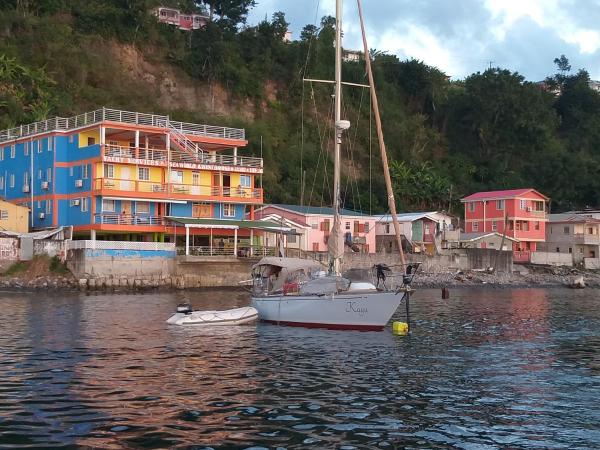 På billedet ses objektet Sea World Vacation Home beliggende i byen Roseau.