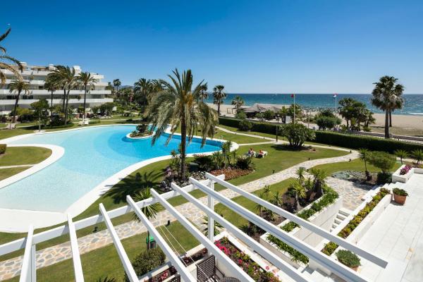 A la foto es mostra l'objecte Los Granados Puerto Banus situat a la ciutat de Marbella.