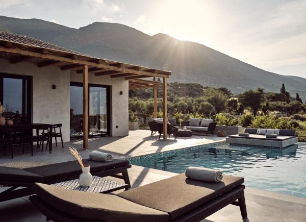 A la foto es mostra l'objecte Yliessa - Luxury pool villa surrounded by nature situat a la ciutat de Pigadhákia.