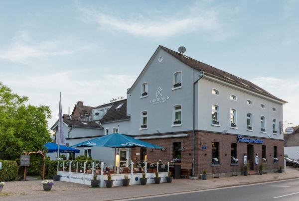 A la foto es mostra l'objecte Hotel Landhaus Knappmann situat a la ciutat de Essen.