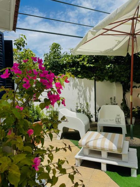 照片显示了位于Mondello市的Alemar Bed & Breakfast物件。