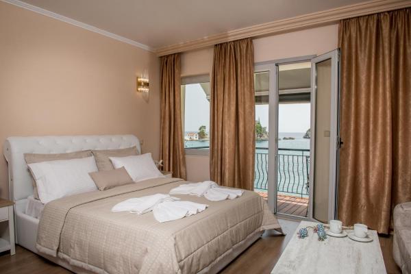 Auf dem Foto ist das Objekt Oniro PargaTown Luxury Suites in der Stadt Parga zu sehen.