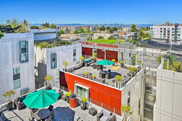 Zdjęcie 2: Berkeley Apt with Rooftop 4 Blocks to Campus!