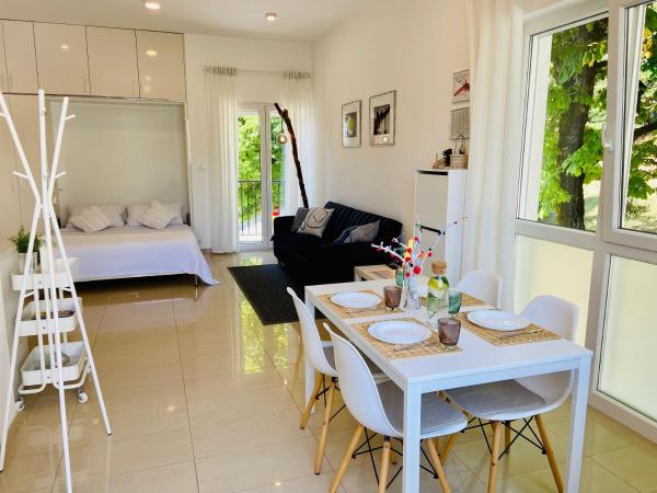 Na zdjęciu widoczny jest obiekt Studio apartment Stazion with free parking położony w mieście Lindar.