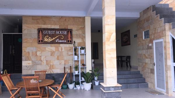 A la foto es mostra l'objecte Guest house Cemara situat a la ciutat de Tosari.