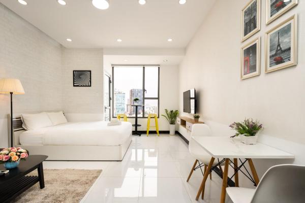 Chau Apartments - Infinity pool- Ben Thanh, Ho Chi Minh