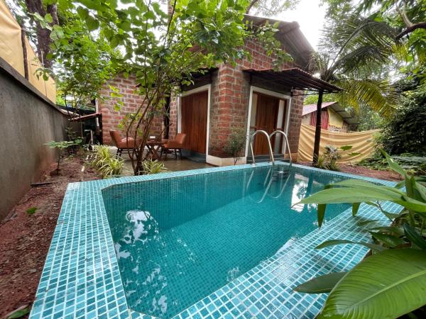 Cheerful 3-bedroom Villa With Private Plunge Pool, Candolim, Goa - Goa