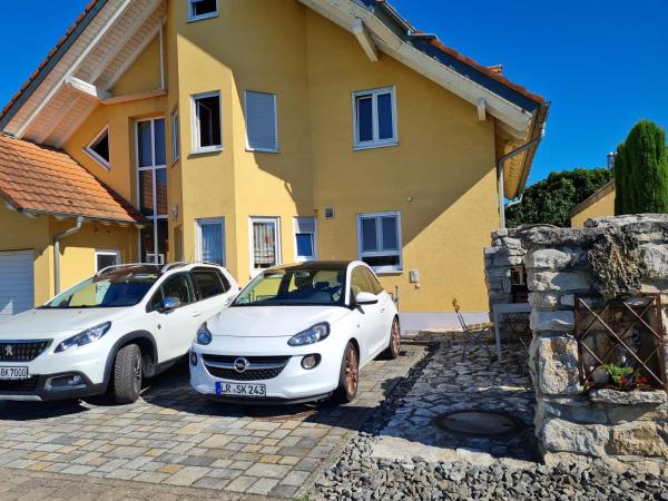 Na fotografii je vidět objekt Badisch Home nacházející se ve městě Rust.