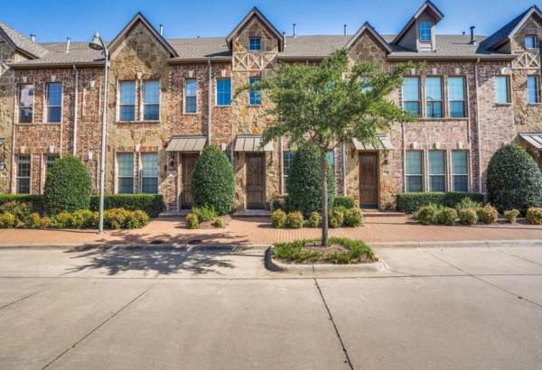 Luxury Legacy West Townhouse - Plano, TX