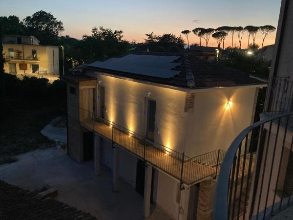 照片显示了位于Ceprano市的Borgo Bruno物件。