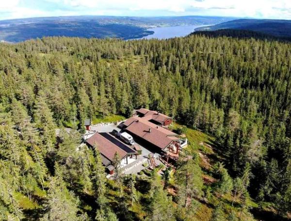 A la foto es mostra l'objecte DaVita Ranch situat a la ciutat de Tyndrom.