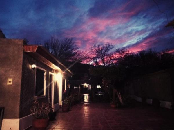A la foto es mostra l'objecte Portal de las Viñas situat a la ciutat de Cafayate.