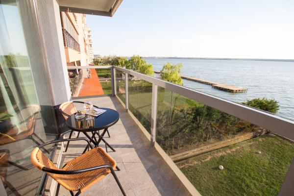 Blue Apartment By The Lake - Constanța