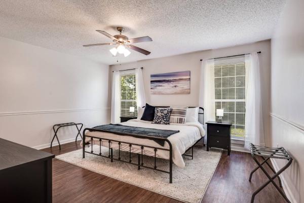 Bermuda Drive Abode - Orange Park, FL