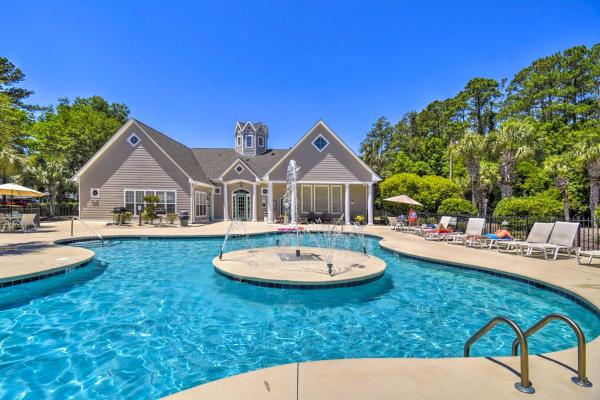 < 2 Mi To Beach: Savannah Shores Resort Condo! - Alligator Adventure, North Myrtle Beach