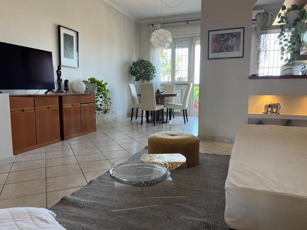 På billedet ses objektet Casa Italia Hospitality beliggende i byen Lunghezza.