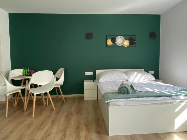 Nella foto è visibile l'oggetto Apartamenty Avia - Energylandia Zator situato nella città di Miejsce.