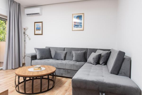 Auf dem Foto ist das Objekt Apartment Kiki in der Stadt Kastel Stafilic zu sehen.