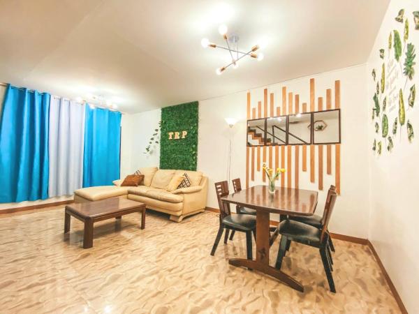 Fotografie 5: RUSTIC THEMED - 2BR TownHouse - near Clark Airport - TRP4