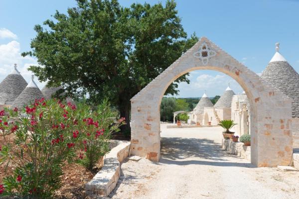 A la foto es mostra l'objecte Trulli Vulés situat a la ciutat de Ostuni.