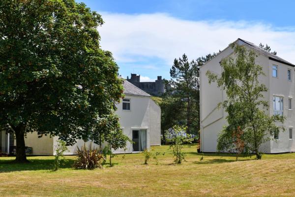 A la foto es mostra l'objecte Finest Retreats - Golygfa o'r Castell - Castle Views situat a la ciutat de Harlech.